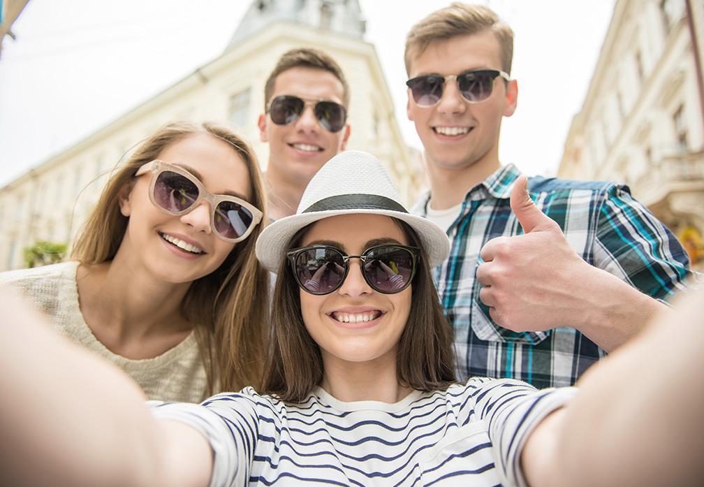 مجله فرهنگی و هنری رسانه های ملی