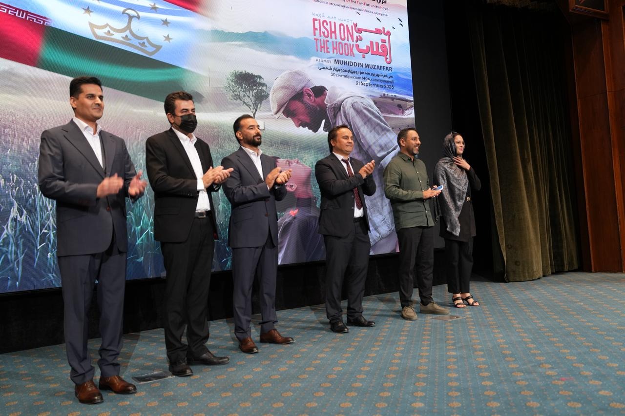 ماهی در قلاب