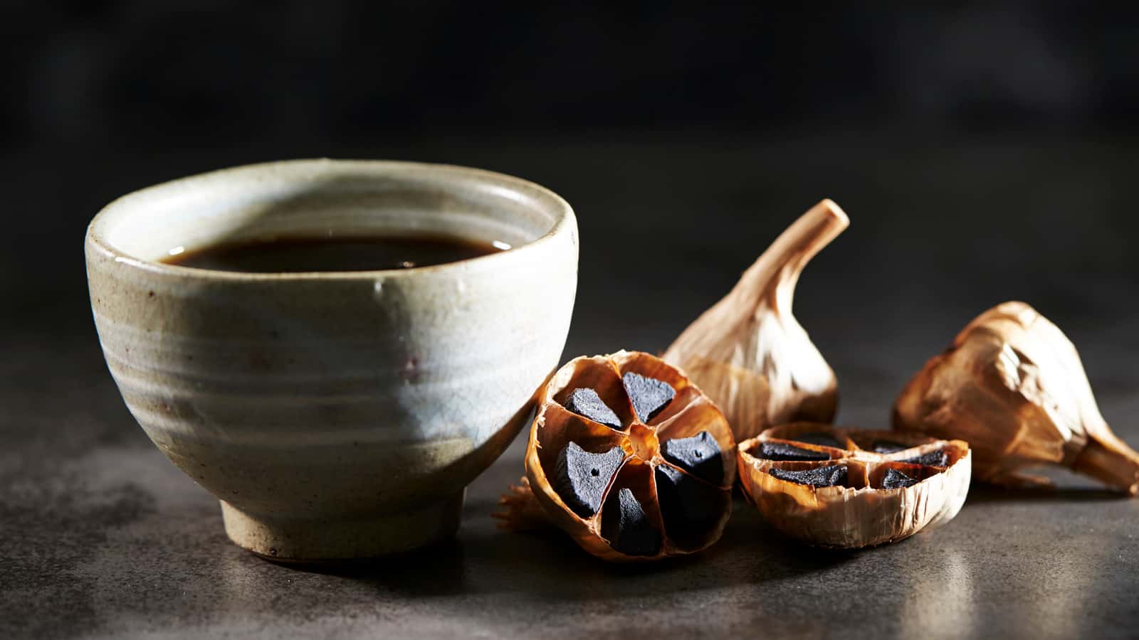 خواص درمانی سیر ترشی برای فشار خون