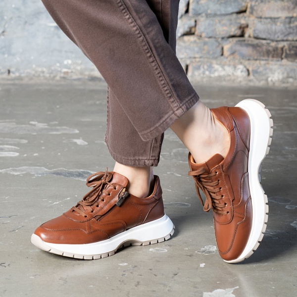 کفش چرم زنانه قهوهای | شیک و کلاسیک برای استایل روزمره